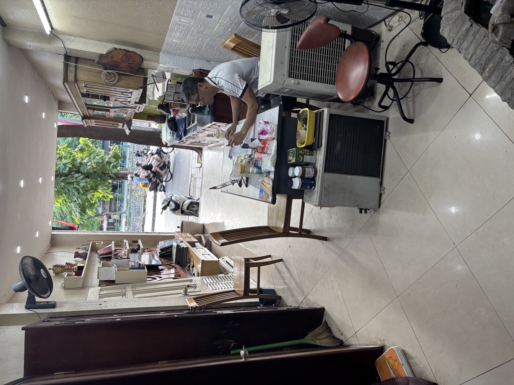 Bán nhà Kim Ngưu - diện tích 34,2m2 6 tầng - Mặt phố kinh doanh sầm uất - giá 17,1 tỷ