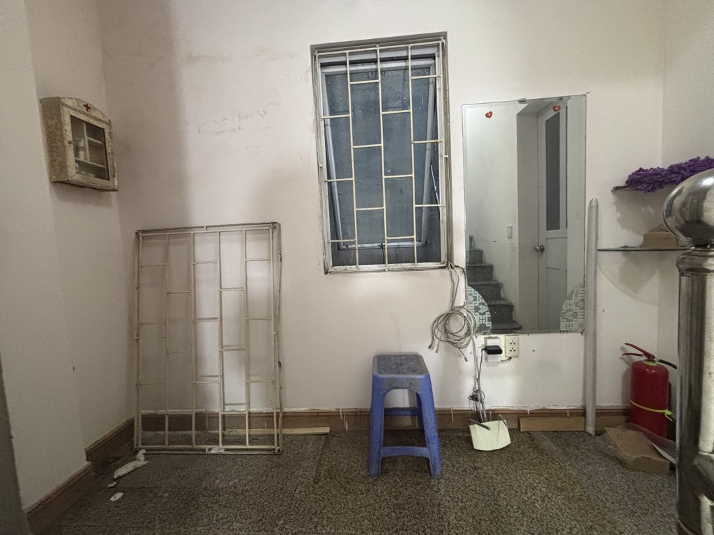 Bán nhà Trại Cá - diện tích 33m2 4 tầng - Nhà dòng tiền, ô tô gần - giá 6,9 tỷ