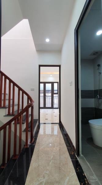 Bán nhà Minh Khai - diện tích 45.4m2 5 tầng - Ngõ hai ô tô tránh - giá 8,3 tỷ