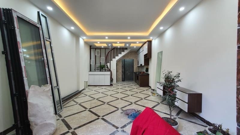 Bán nhà Minh Khai - diện tích 45.4m2 5 tầng - Ngõ hai ô tô tránh - giá 8,3 tỷ