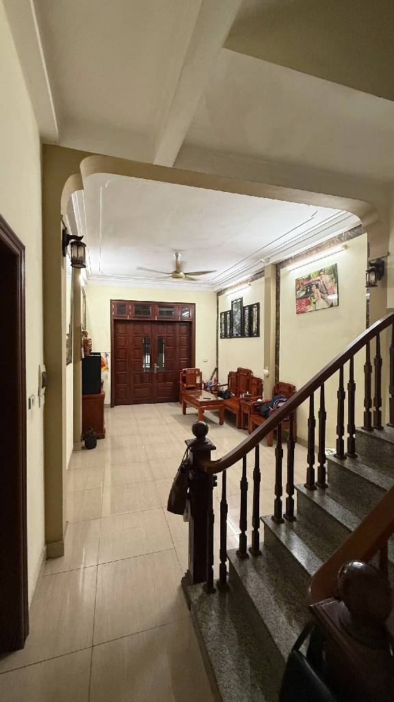 Bán nhà Khuyến Lương - diện tích 84.6m2 3 tầng - ô tô vào tận nhà - giá 18 tỷ