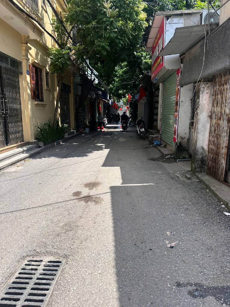 Bán nhà Nam Dư - diện tích 52.5m2 6 tầng - Nhà mới thang máy, kinh doanh văn phòng - giá 14 tỷ