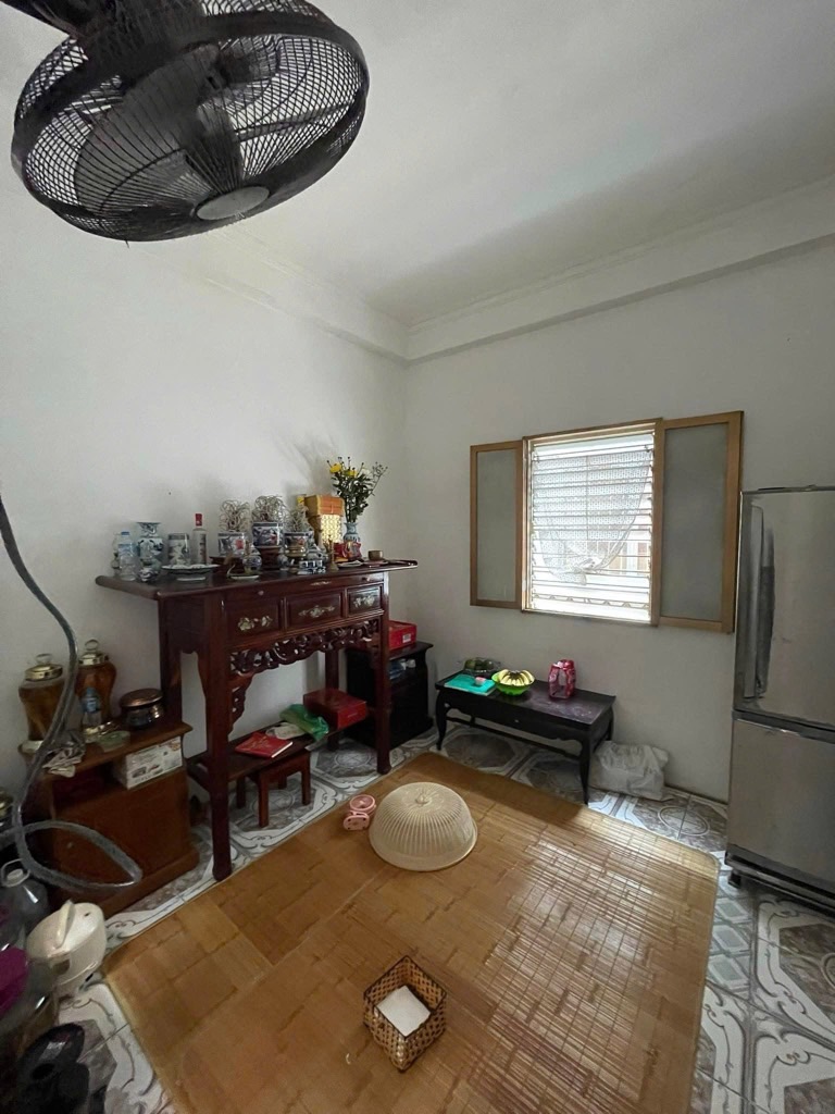 Bán nhà Bạch Đằng - diện tích 26m2 3 tầng - Ngõ ba gác - giá 6,5 tỷ