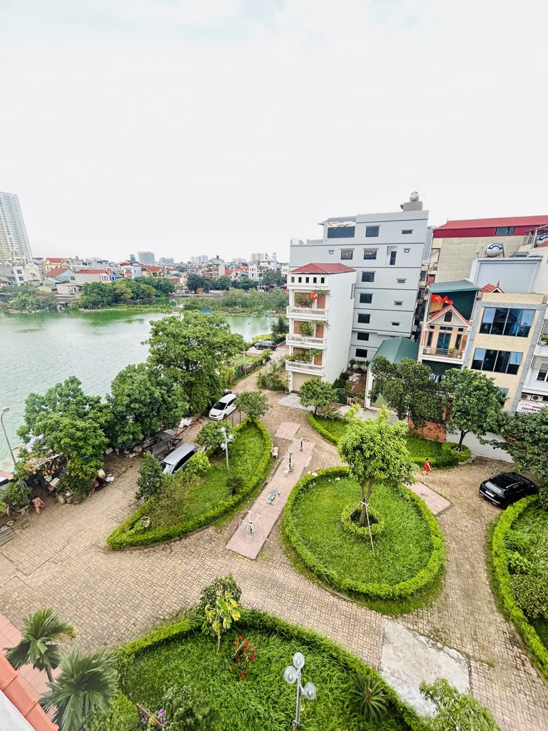 Bán nhà Yên Sở - diện tích 63.5m2 5 tầng - Ô TÔ - VIEW ĐẸP - giá 24,2 tỷ