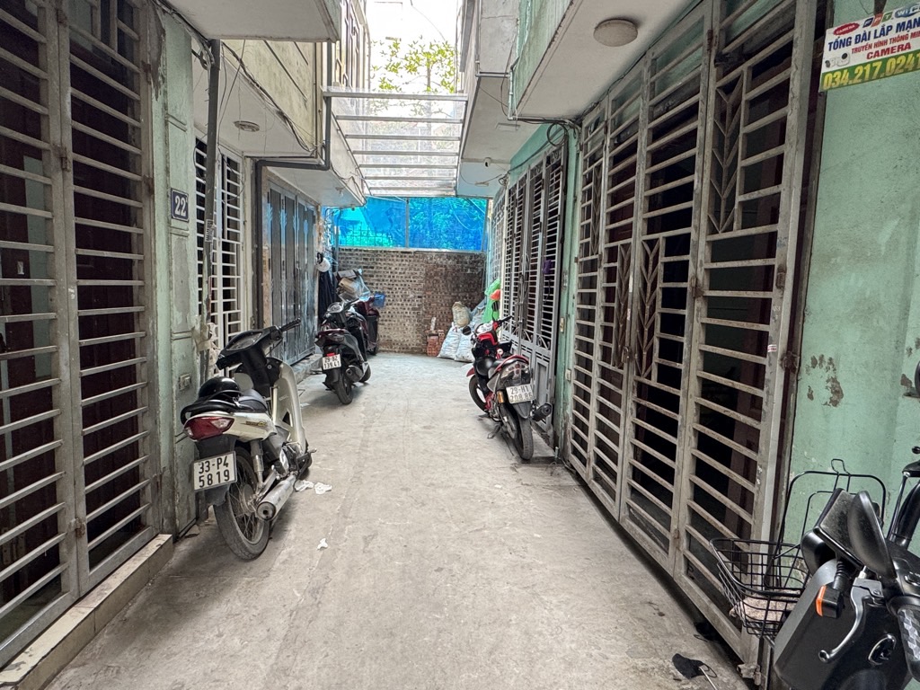 Bán nhà Giáp Nhị - diện tích 30m2 5 tầng - mặt ngõ ba gác đỗ cửa - giá 6,8 tỷ