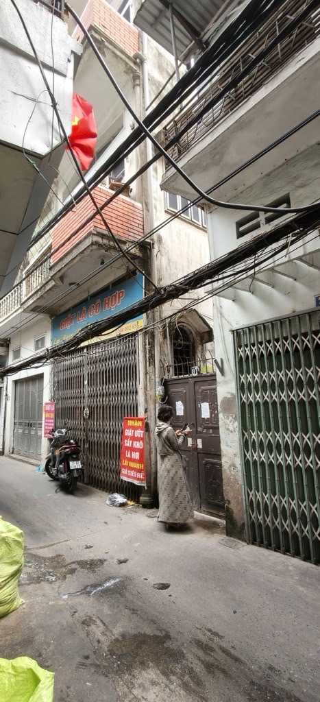 Bán nhà Mình Khai - diện tích 50.7m2 3 tầng - Ngõ thông gần phố, mặt trục - giá 9,1 tỷ