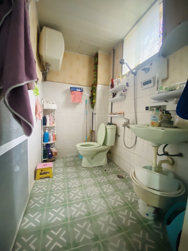 Bán nhà Tây Sơn - diện tích 46,6m2 1 tầng - ô tô đỗ chân cầu thang - giá 5,7 tỷ