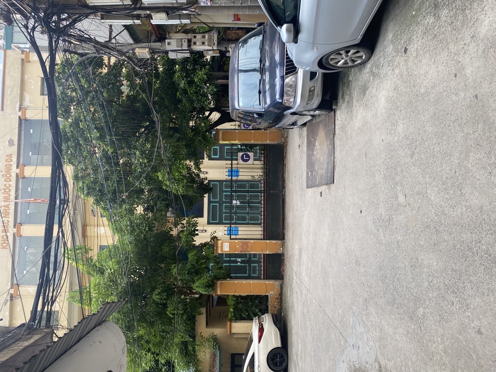 Bán nhà Tây Sơn - diện tích 46,6m2 1 tầng - ô tô đỗ chân cầu thang - giá 5,7 tỷ