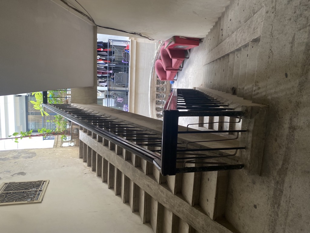 Bán nhà Tây Sơn - diện tích 46,6m2 1 tầng - ô tô đỗ chân cầu thang - giá 5,7 tỷ