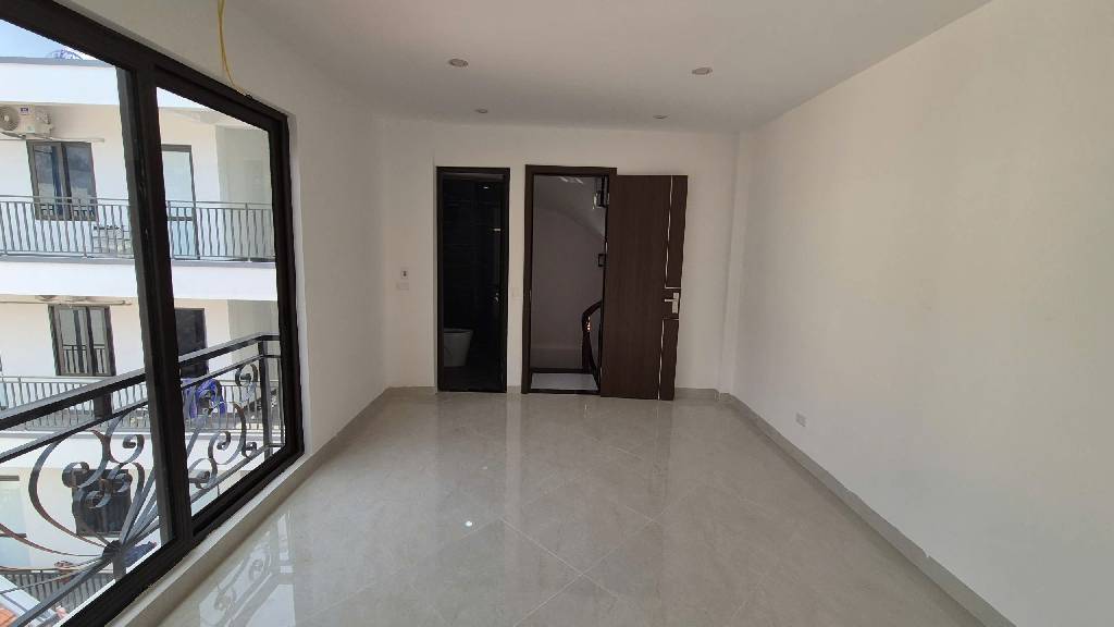 Bán nhà Bùi Xương Trạch - diện tích 30m2 5 tầng - Lô góc đủ công năng - giá 8,3 tỷ