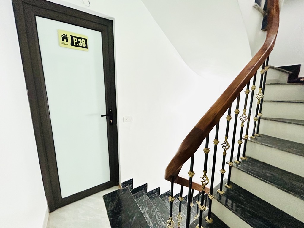 Bán nhà Ngũ Nhạc - diện tích 40m2 5 tầng - Nhà đẹp, nhiều tiện ích - giá 8,4 tỷ