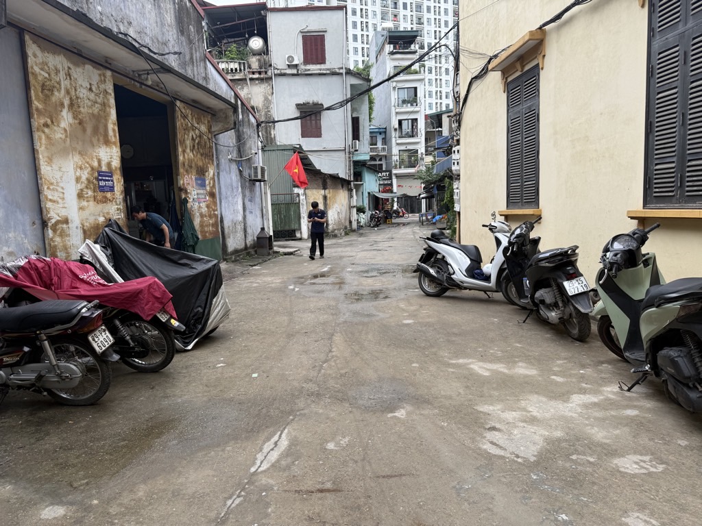 Bán nhà Trương Định - diện tích 36.1m2 3 tầng - ô tô vào tận cửa - giá 11,7 tỷ