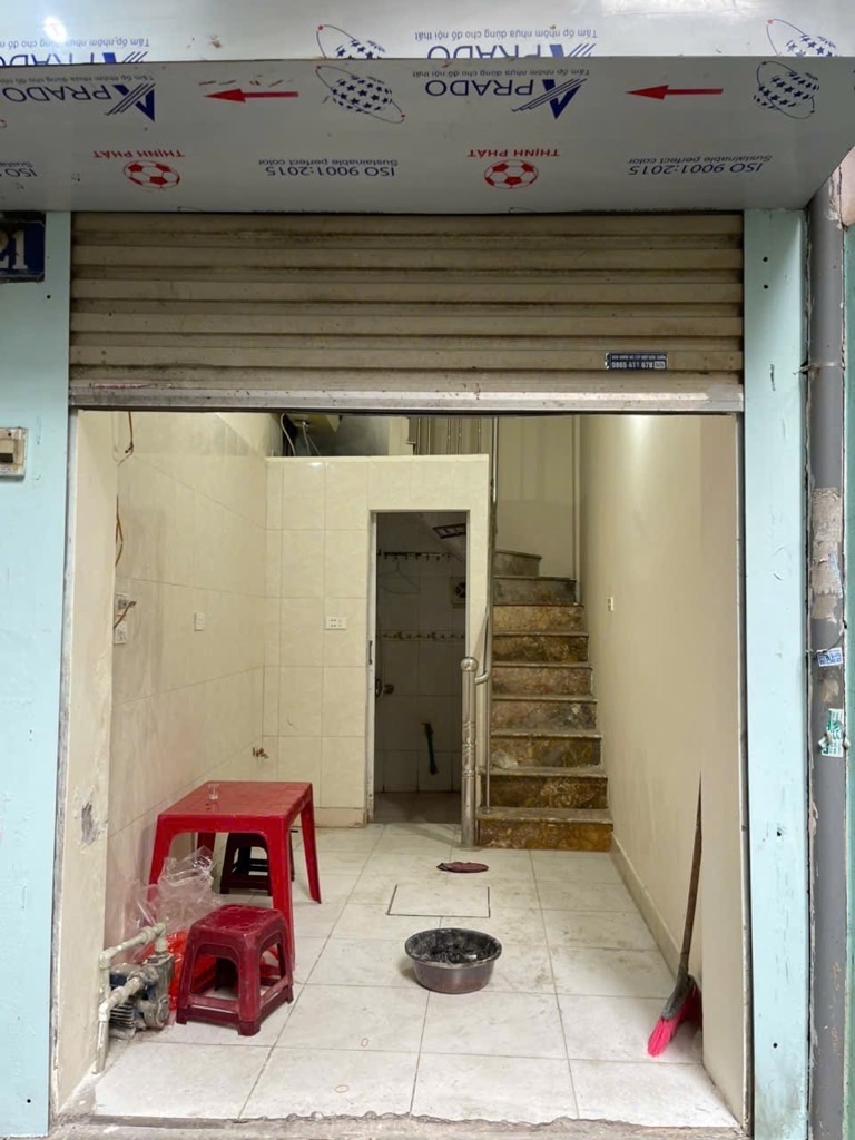 Bán nhà Yên Lãng - diện tích 12m2 4 tầng - HIẾM – KHU VIP ĐỐNG ĐA - giá 2,5 tỷ