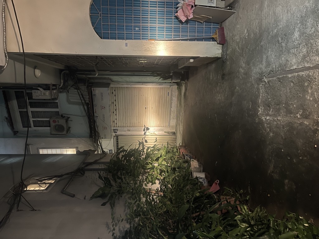 Bán nhà Yên Lãng - diện tích 12m2 4 tầng - HIẾM – KHU VIP ĐỐNG ĐA - giá 2,5 tỷ