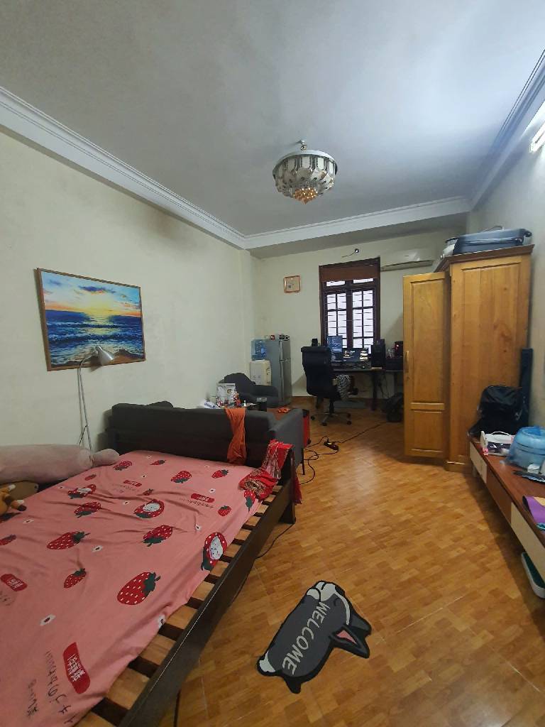 Bán nhà Nguyễn Khoái - diện tích 45m2 5 tầng - Ô tô đỗ gần - giá 8,5 tỷ