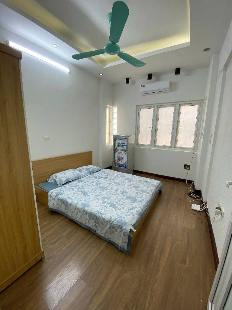 Bán nhà Tân Mai - diện tích 44m2 5 tầng - ô tô tránh - giá 12,95 tỷ