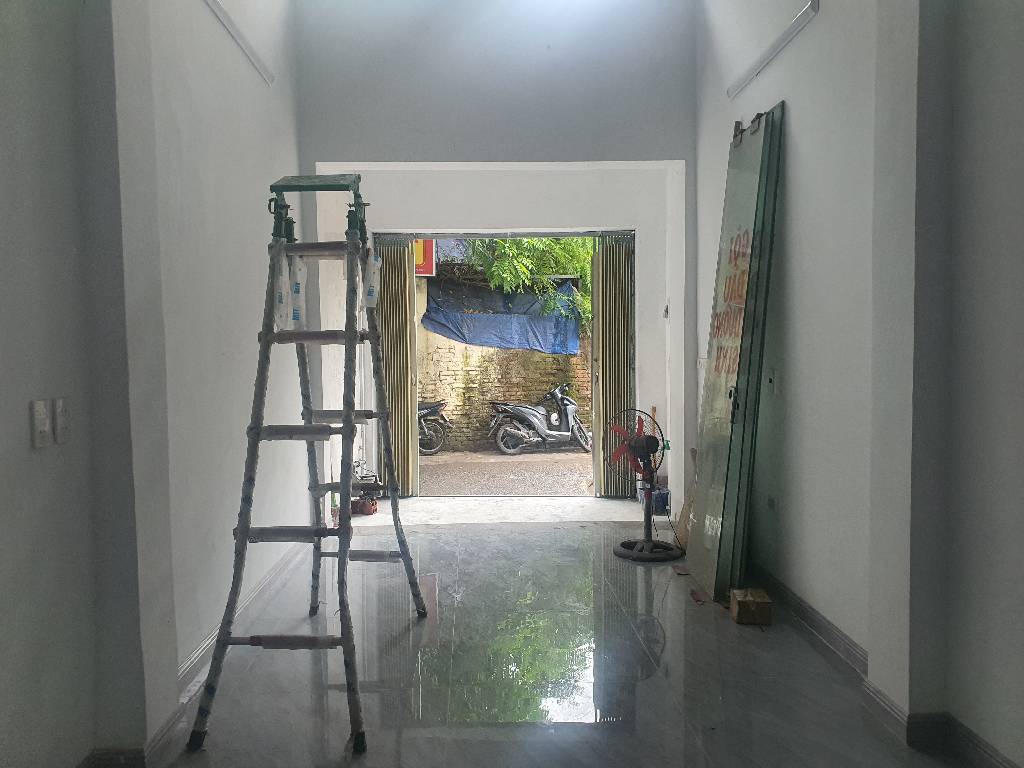 Bán nhà Trương Định - diện tích 32m2 5 tầng - Ô TÔ TRÁNH - giá 10,5 tỷ