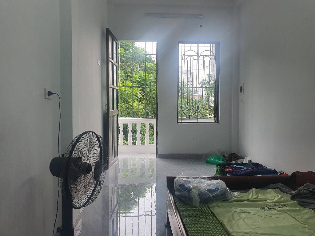 Bán nhà Trương Định - diện tích 32m2 5 tầng - Ô TÔ TRÁNH - giá 10,5 tỷ