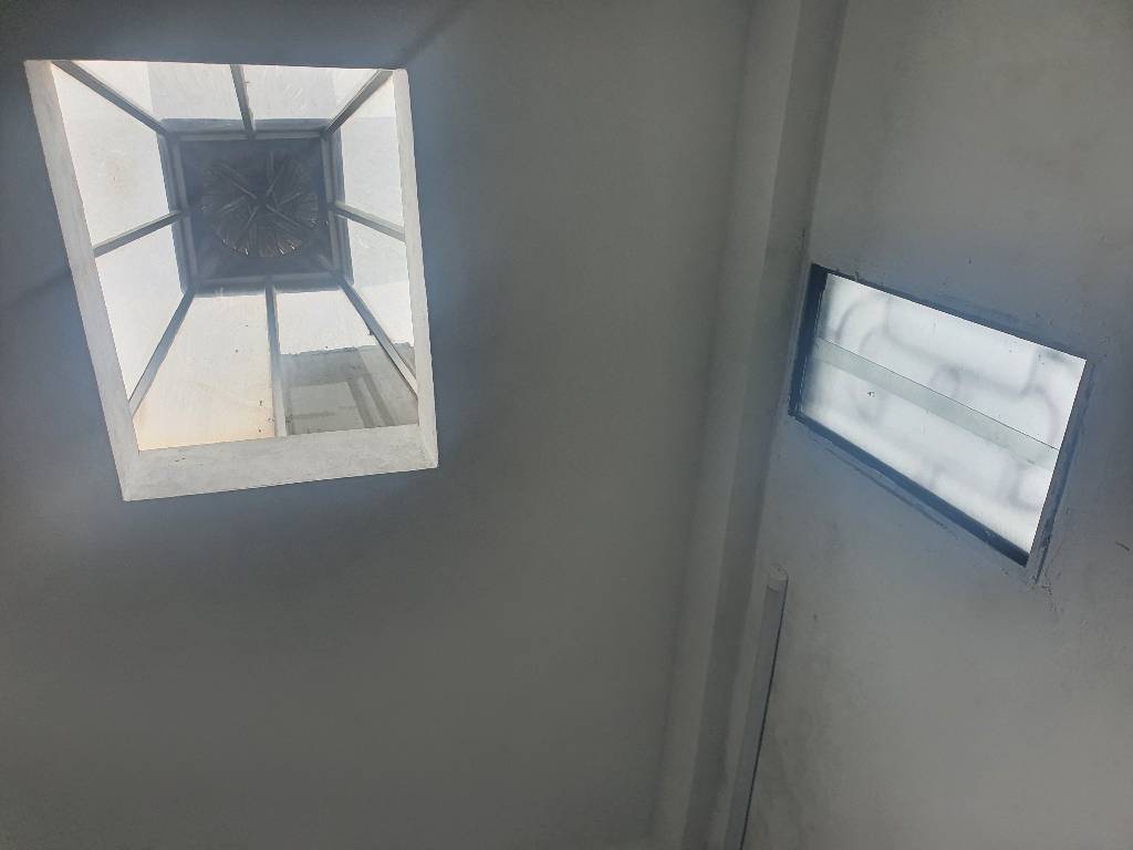 Bán nhà Trương Định - diện tích 32m2 5 tầng - Ô TÔ TRÁNH - giá 10,5 tỷ