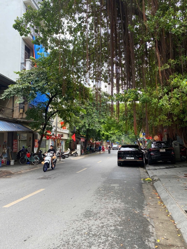 Bán nhà Nguyễn An Ninh - diện tích 50.6m2 2 tầng - HÀNG HIẾM - BA BƯỚC RA PHỐ - NGÕ THÔNG - giá 13,8 tỷ