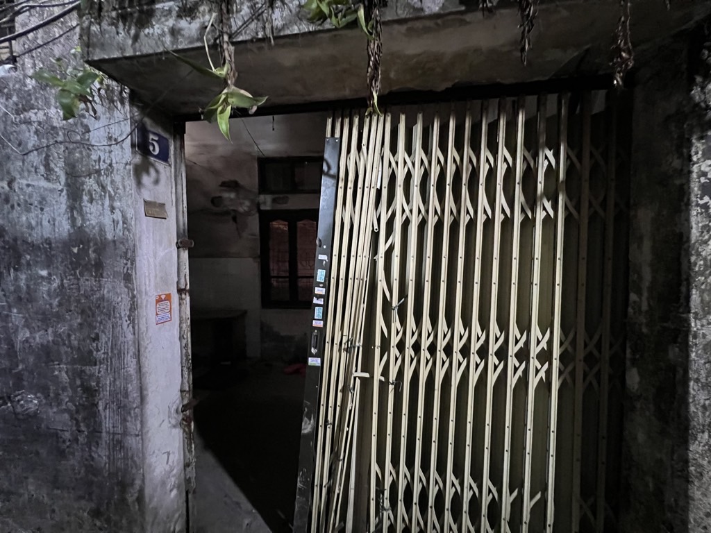 Bán nhà Chính Kinh - diện tích 54,4m2 2 tầng - Đất hiếm, sổ vuông bánh chưng - giá 17,5 tỷ