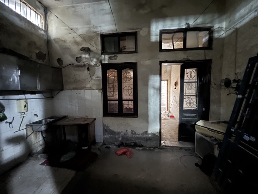 Bán nhà Chính Kinh - diện tích 54,4m2 2 tầng - Đất hiếm, sổ vuông bánh chưng - giá 17,5 tỷ