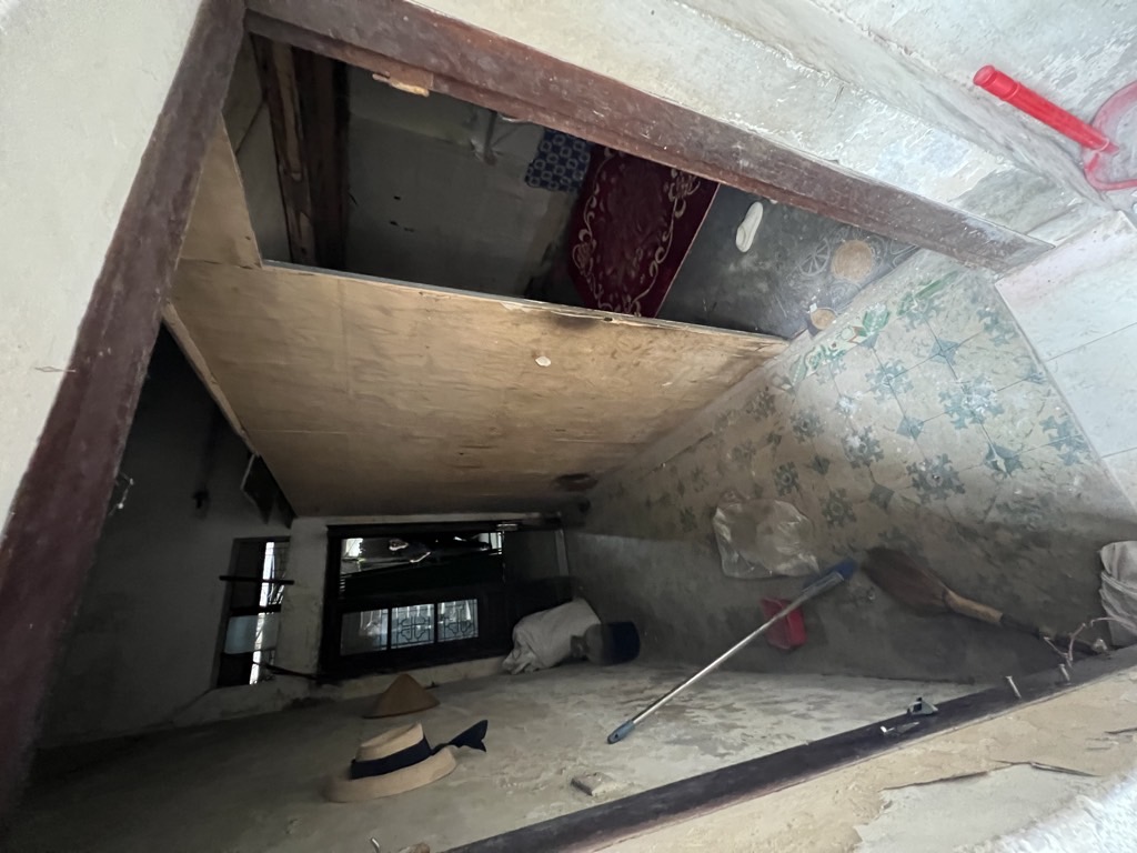 Bán nhà Chính Kinh - diện tích 54,4m2 2 tầng - Đất hiếm, sổ vuông bánh chưng - giá 17,5 tỷ