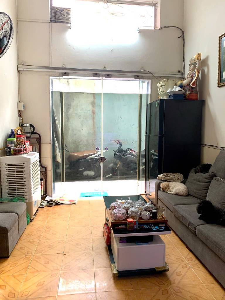 Bán nhà Trương Định - diện tích 21.3m2 3 tầng - Phân phúc hiếm có - giá 2,8 tỷ