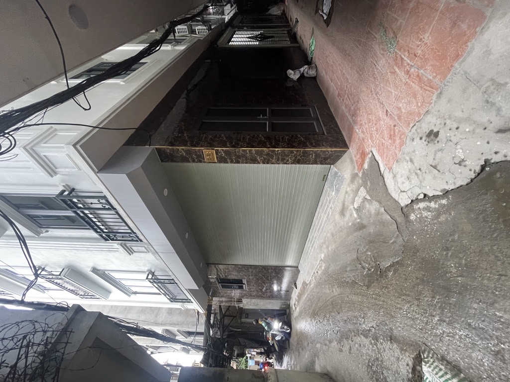 Bán nhà Giáp Bát - diện tích 46m2 6 tầng - Lô góc, thang máy - giá 14,3 tỷ