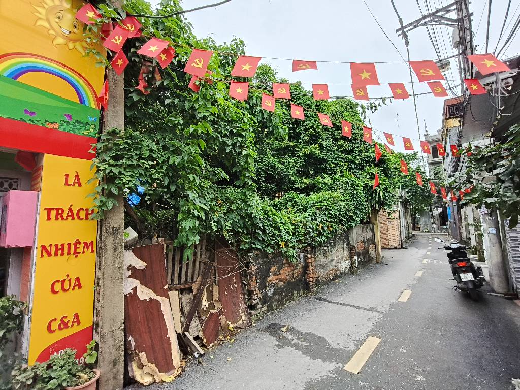 Bán nhà Thúy Lĩnh - diện tích 115m2 1 tầng - ô tô vào nhà thoải mái - giá 16,2 tỷ