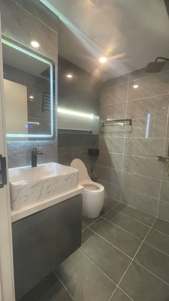 Bán nhà Nguyễn Tuân - diện tích 90m2 6 tầng - Siêu phẩm căn góc - giá 8,6 tỷ