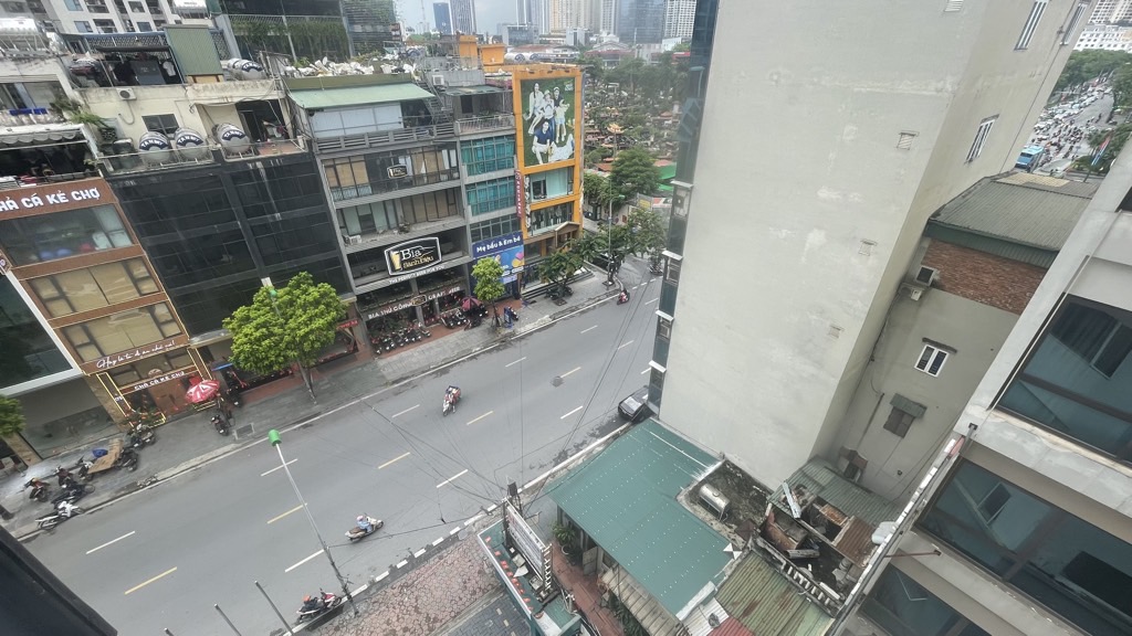 Bán nhà Nguyễn Tuân - diện tích 90m2 6 tầng - Siêu phẩm căn góc - giá 8,6 tỷ