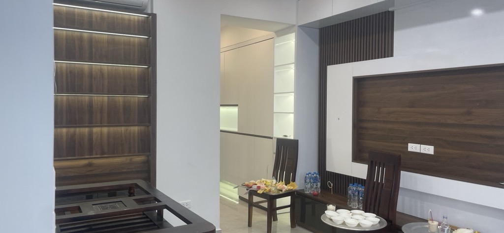 Bán nhà Nguyễn Tuân - diện tích 90m2 6 tầng - Siêu phẩm căn góc - giá 8,6 tỷ