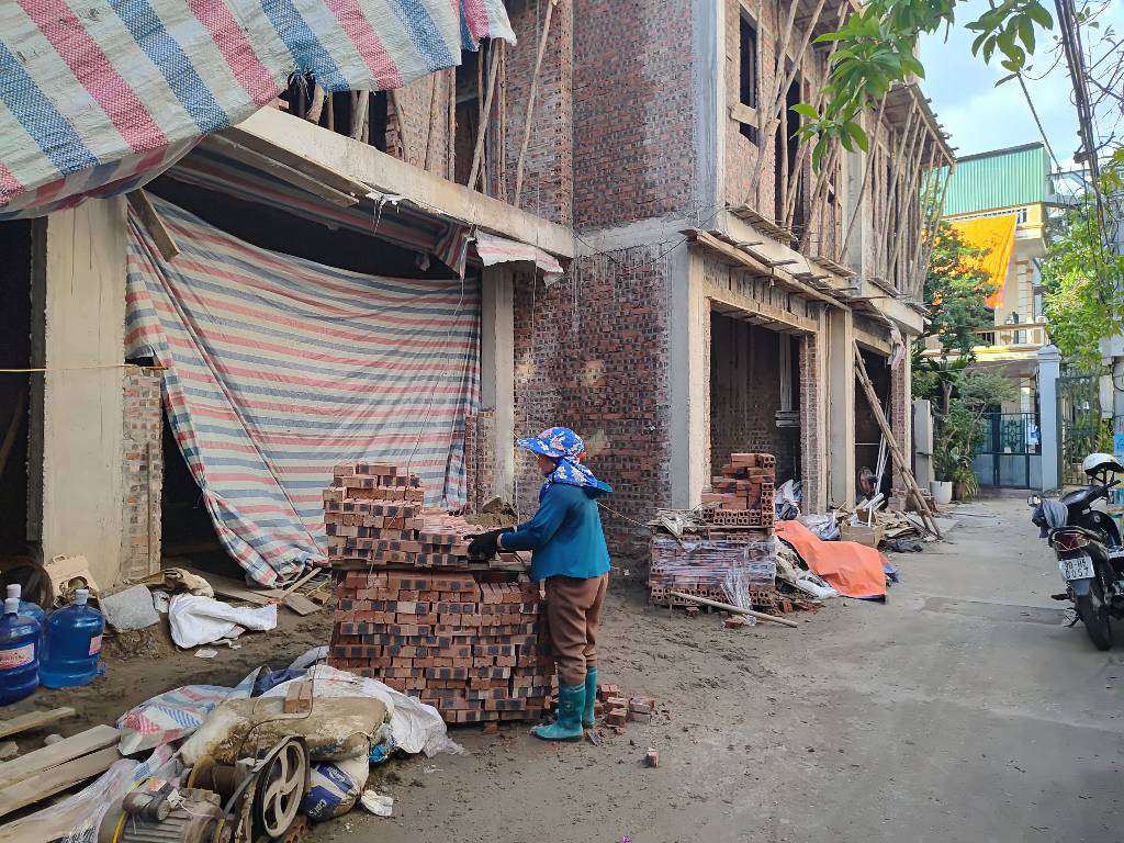 Bán nhà Nam Dư - diện tích 52.5m2 6 tầng - Nhà mới thang máy, kinh doanh văn phòng - giá 14 tỷ