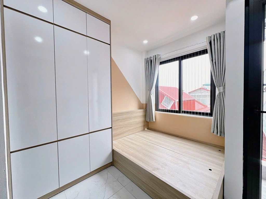 Bán nhà Hoàng Văn Thái - diện tích 60.2m2 7 tầng - Căn hộ dịch vụ vị trí đẹp - giá 20,5 tỷ