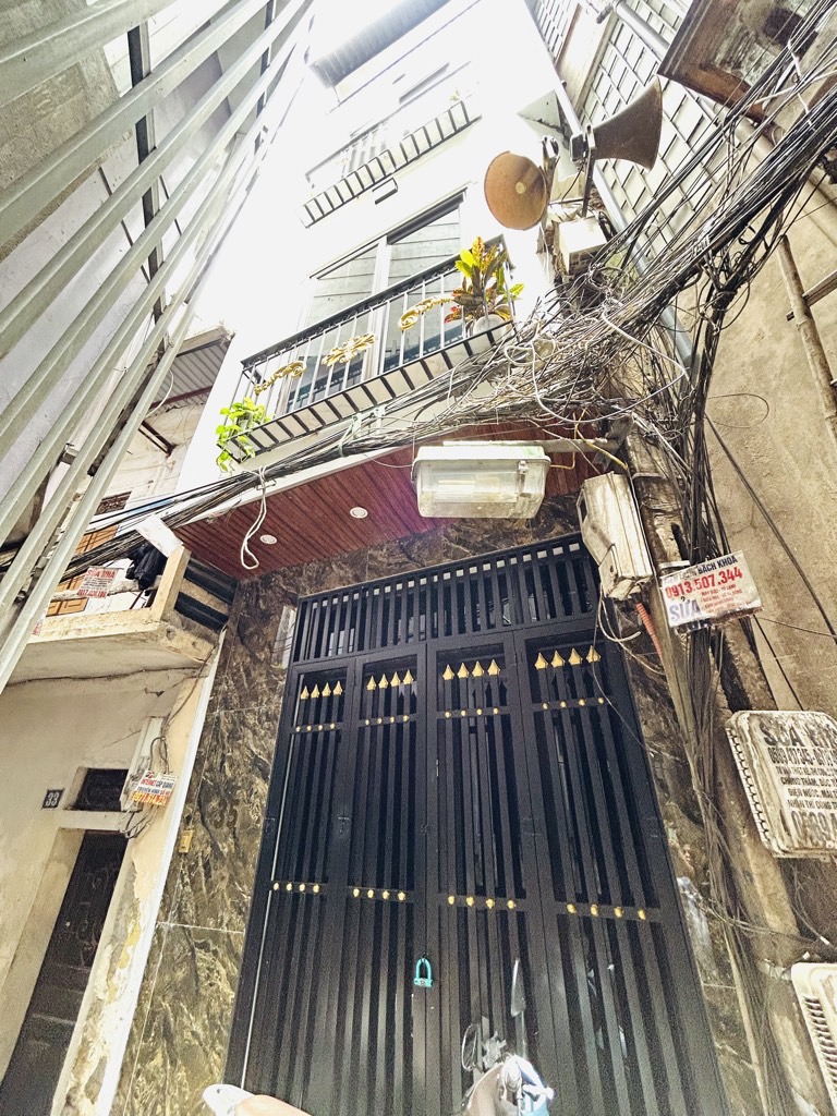 Bán nhà Ngõ Thông Phong - diện tích 40.8m2 4 tầng - Mặt ngách gần phố - giá 8,9 tỷ
