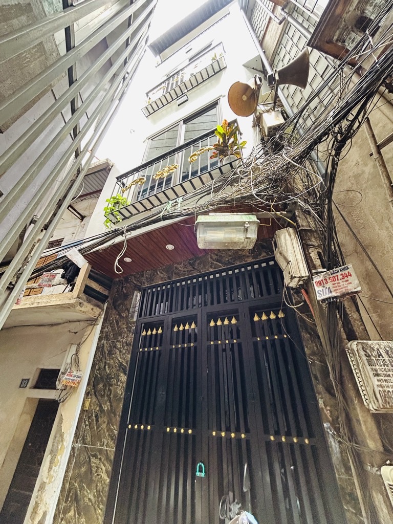Bán nhà Ngõ Thông Phong - diện tích 40.8m2 4 tầng - Mặt ngách gần phố - giá 8,9 tỷ