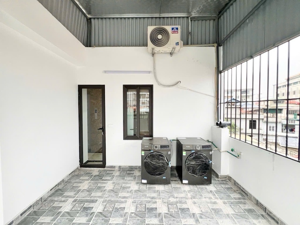 Bán nhà Ngõ Hoàng An A - diện tích 61m2 7 tầng - Thang máy - giá 16,2 tỷ