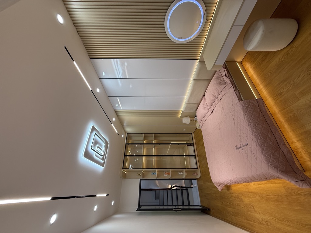 Bán nhà ngõ 40 Thống Nhất - Đại La - 26m2 5 tầng - lô góc thoáng sáng - giá 7,15 tỷ