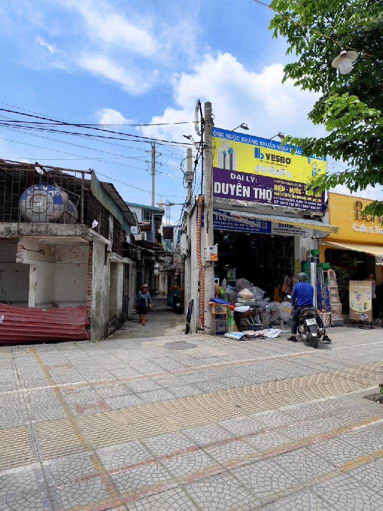 Bán nhà Thịnh Liệt - diện tích 37.5m2 2 tầng - Mảnh đất đẹp vuông vắn nở hậu - giá 7,5 tỷ