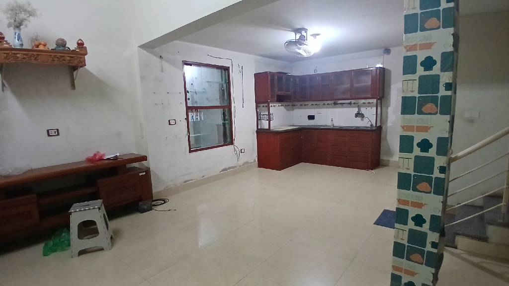 Bán nhà Thịnh Liệt - diện tích 37.5m2 2 tầng - Mảnh đất đẹp vuông vắn nở hậu - giá 7,5 tỷ