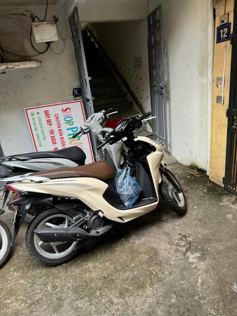 Bán nhà Mai Động - diện tích 180m2 2 tầng - Nhà TT sát mặt phố - giá 5,5 tỷ