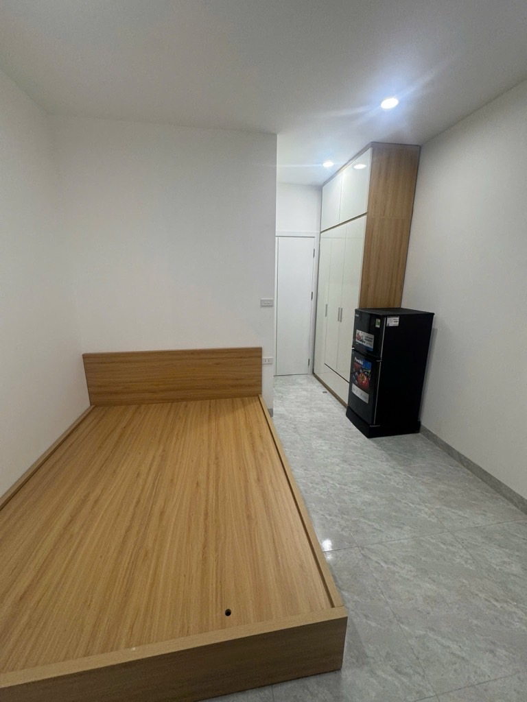 Bán nhà Vĩnh Hưng - diện tích 45m2 6 tầng - Nhà hoàn thiện long lanh - giá 12,3 tỷ