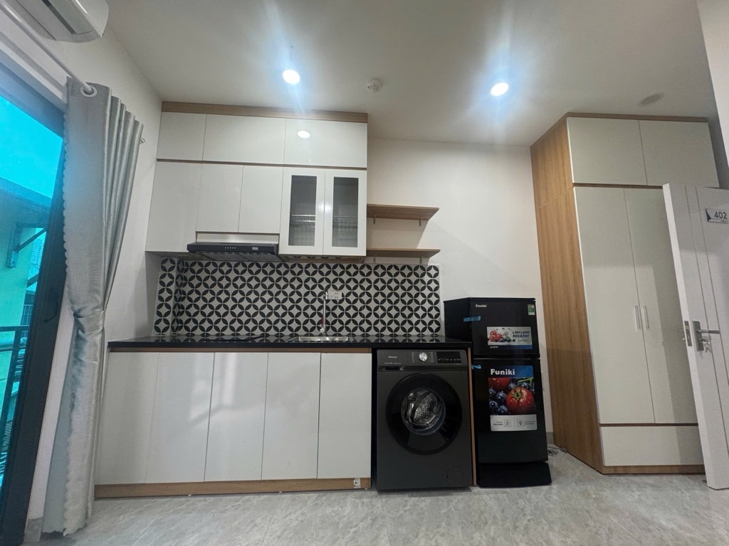 Bán nhà Vĩnh Hưng - diện tích 45m2 6 tầng - Nhà hoàn thiện long lanh - giá 12,3 tỷ