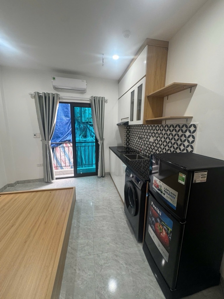 Bán nhà Vĩnh Hưng - diện tích 45m2 6 tầng - Nhà hoàn thiện long lanh - giá 12,3 tỷ