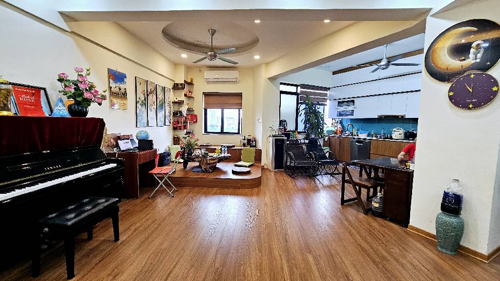 Bán nhà KĐT Linh Đàm - diện tích 120m2 1 tầng - Chính chủ - giá 8,1 tỷ