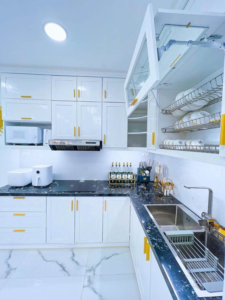 Bán nhà Nguyễn Trãi - diện tích 96m2 1 tầng - Sổ đỏ chính chủ - giá 9,8 tỷ