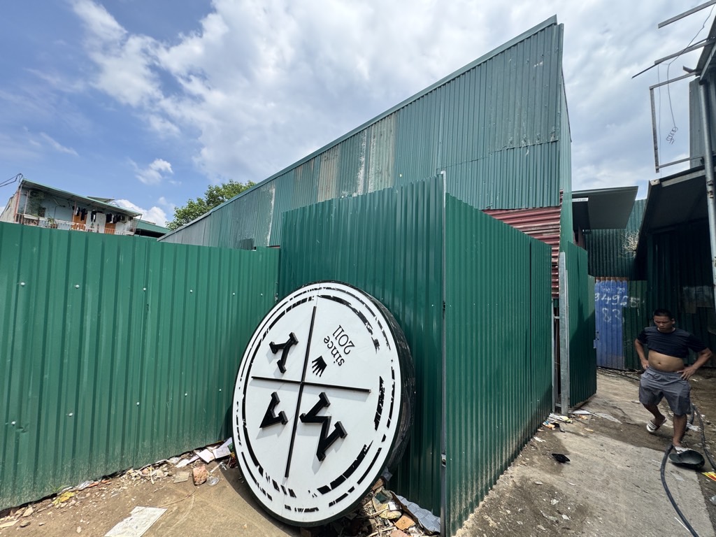 Bán nhà Định Công Hạ - diện tích 90m2 1 tầng - Ô tô đỗ cửa - giá 2,6 tỷ