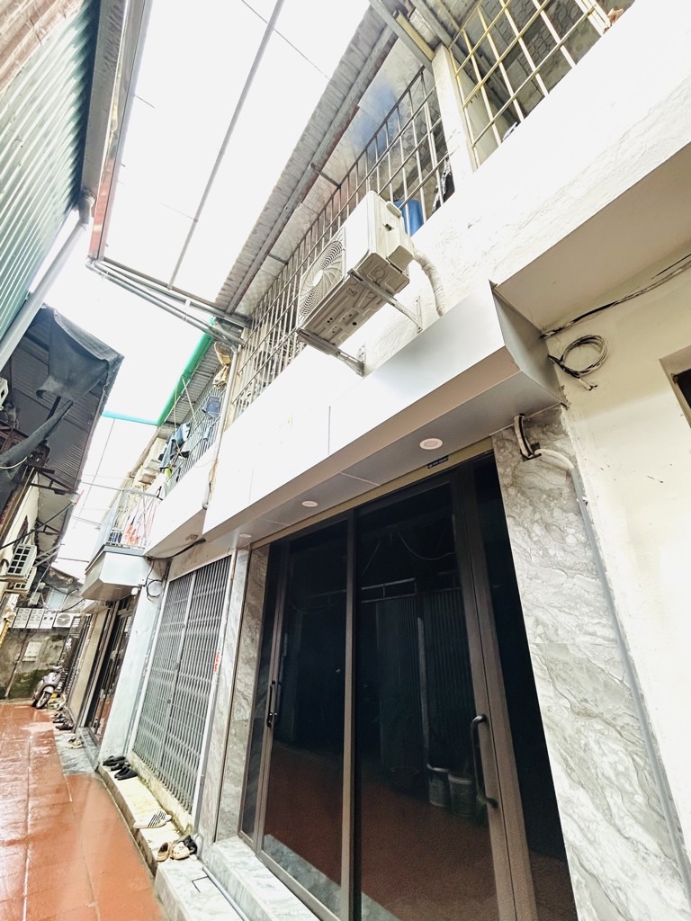 Bán nhà Lĩnh Nam - diện tích 31m2 2 tầng - Nhà chưa sổ - giá 2,69 tỷ