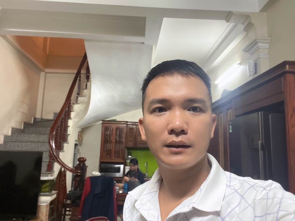 Bán nhà Bùi Huy Bích - diện tích 34m2 4 tầng - Vài bước ra ô tô - giá 11,5 tỷ